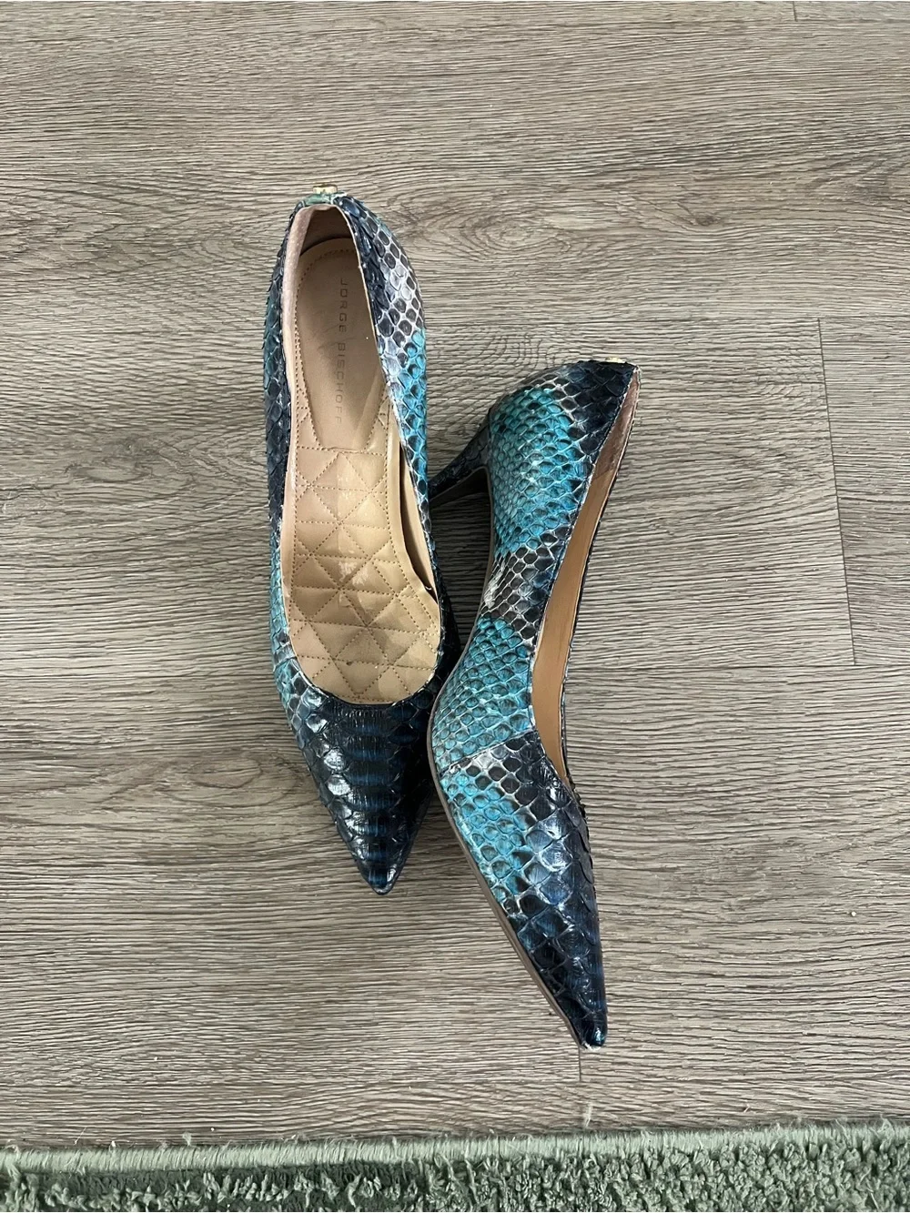 Jennifer Lopez Blue Teal Snakeskin Pointed Pumps